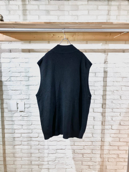 00s Oversized Drivers Knit Vest