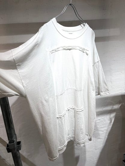 REMAKEBYK CUT OUT TEE big box silhouette