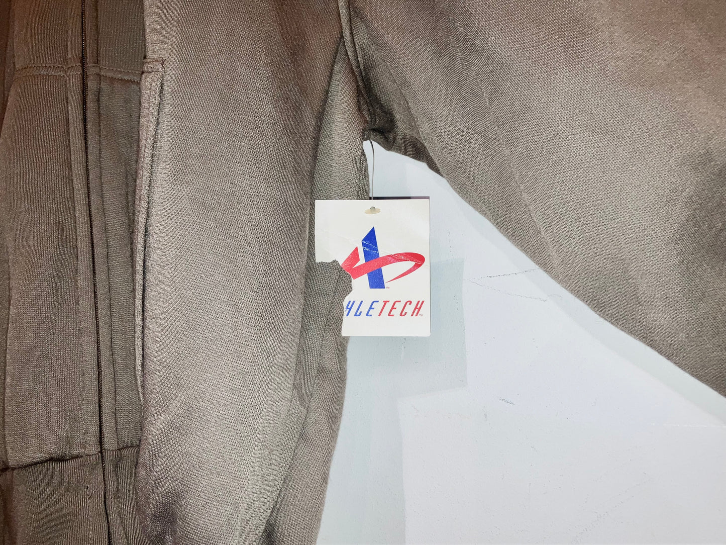 Old Zip Up Hoodie "NOS"