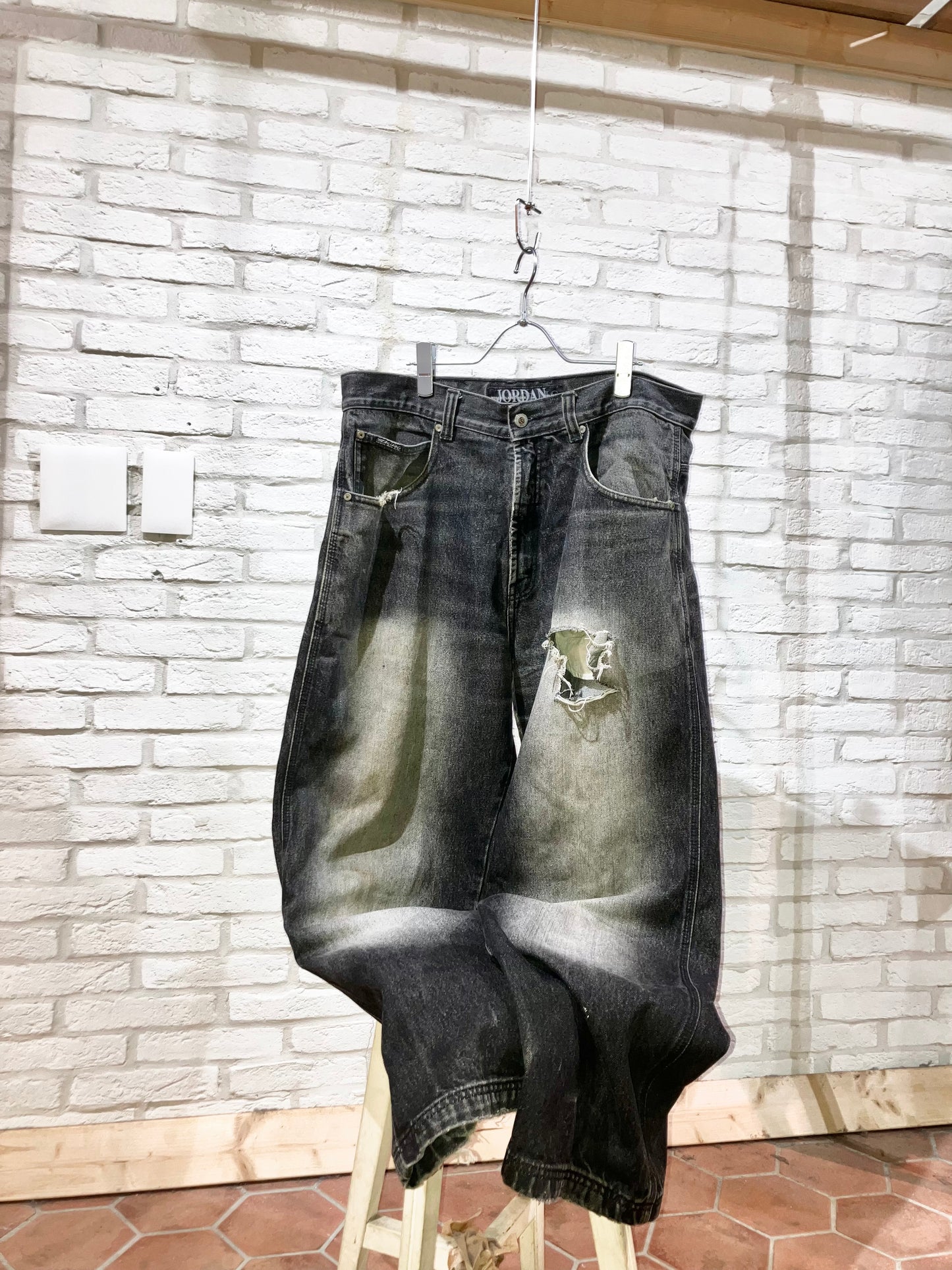 Old Distressed Wide Denim Pants
