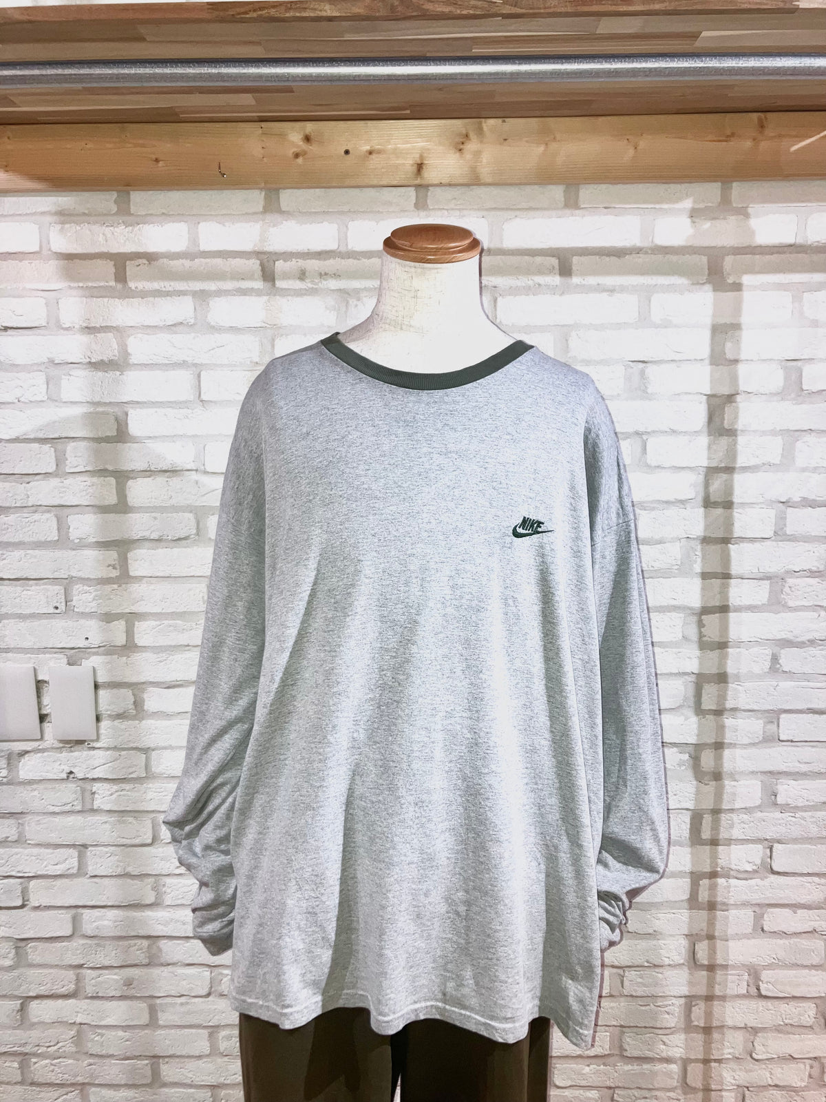 "NIKE" 00s Oversized Design LS Tee