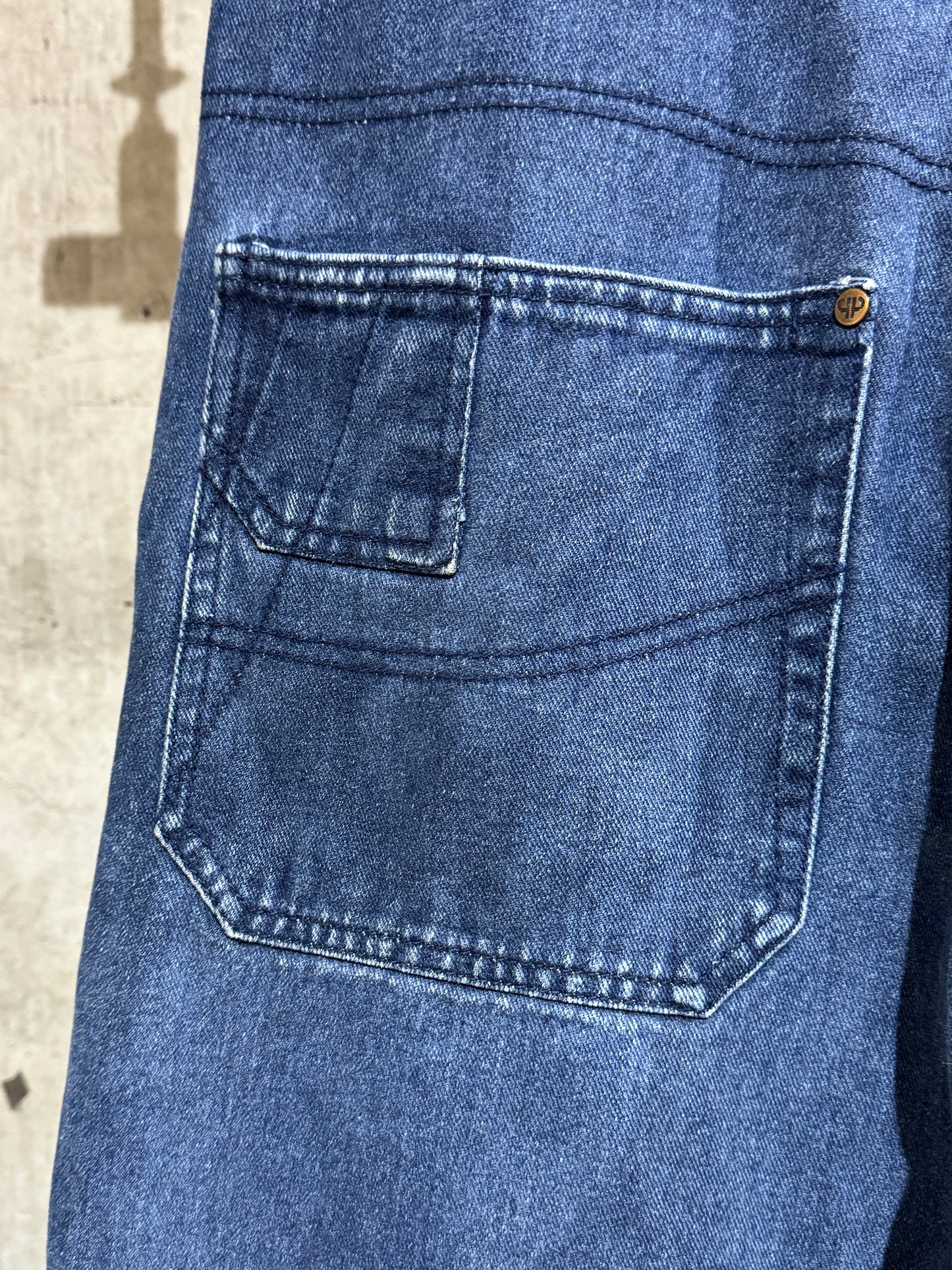 00s Vintage Pelle Pelle Denim Shorts