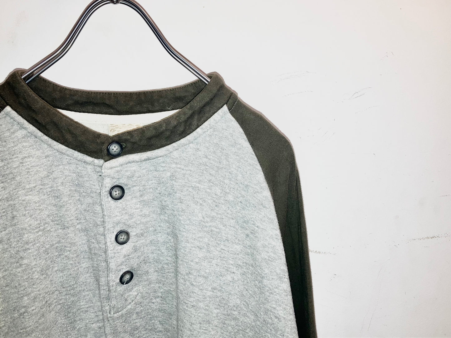 "Cabela's" 00s Design 2 Layered Tops