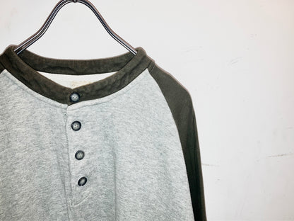 "Cabela's" 00s Design 2 Layered Tops