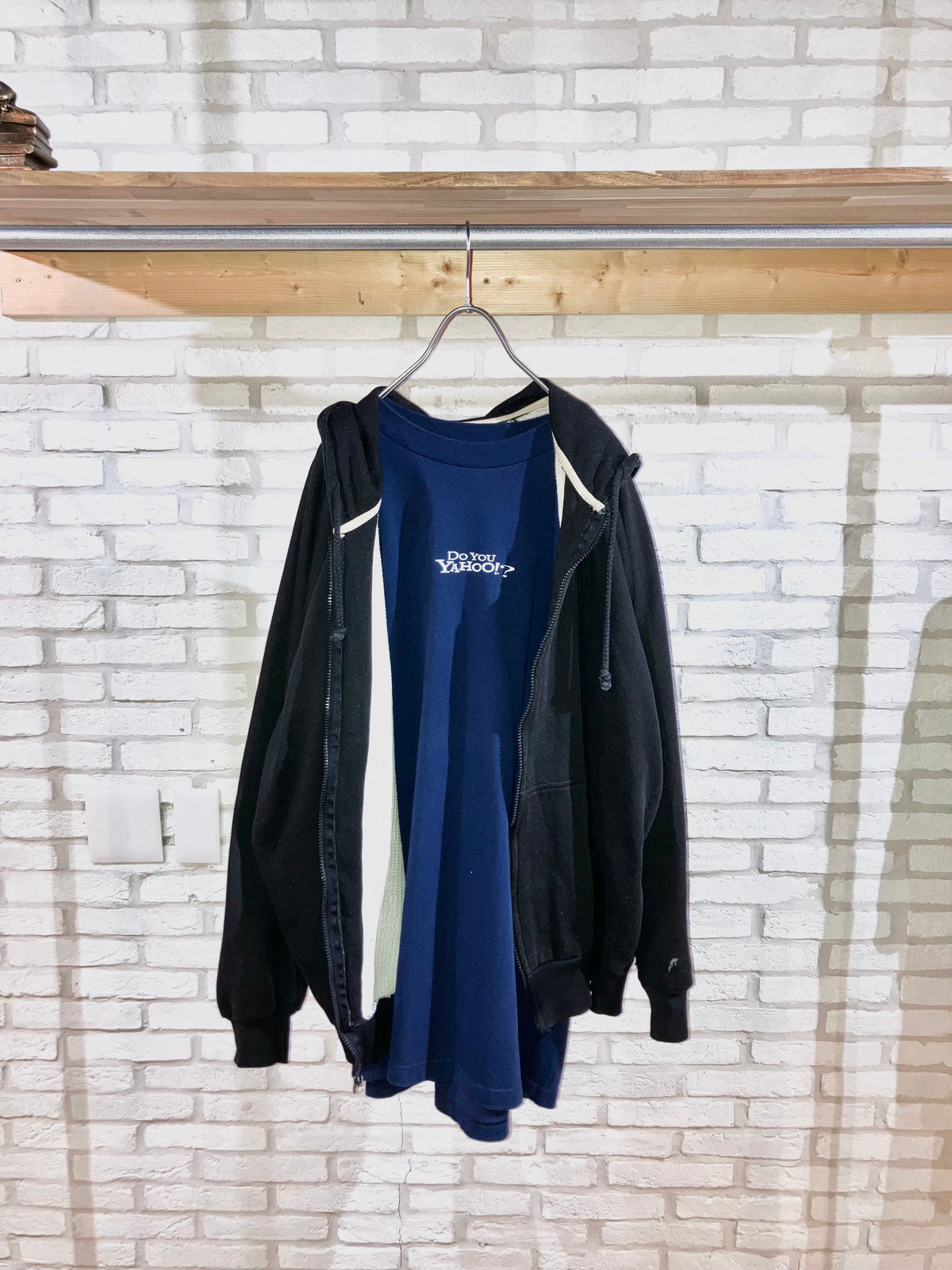 Old W Face Zip Hoodie