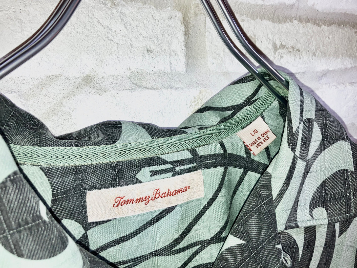 "Tommy Bahama" Old Design Silk Shirt