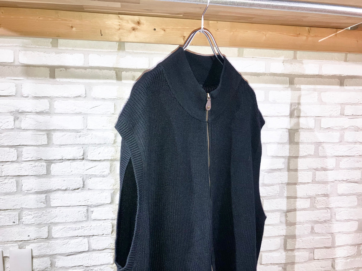 00s Oversized Drivers Knit Vest