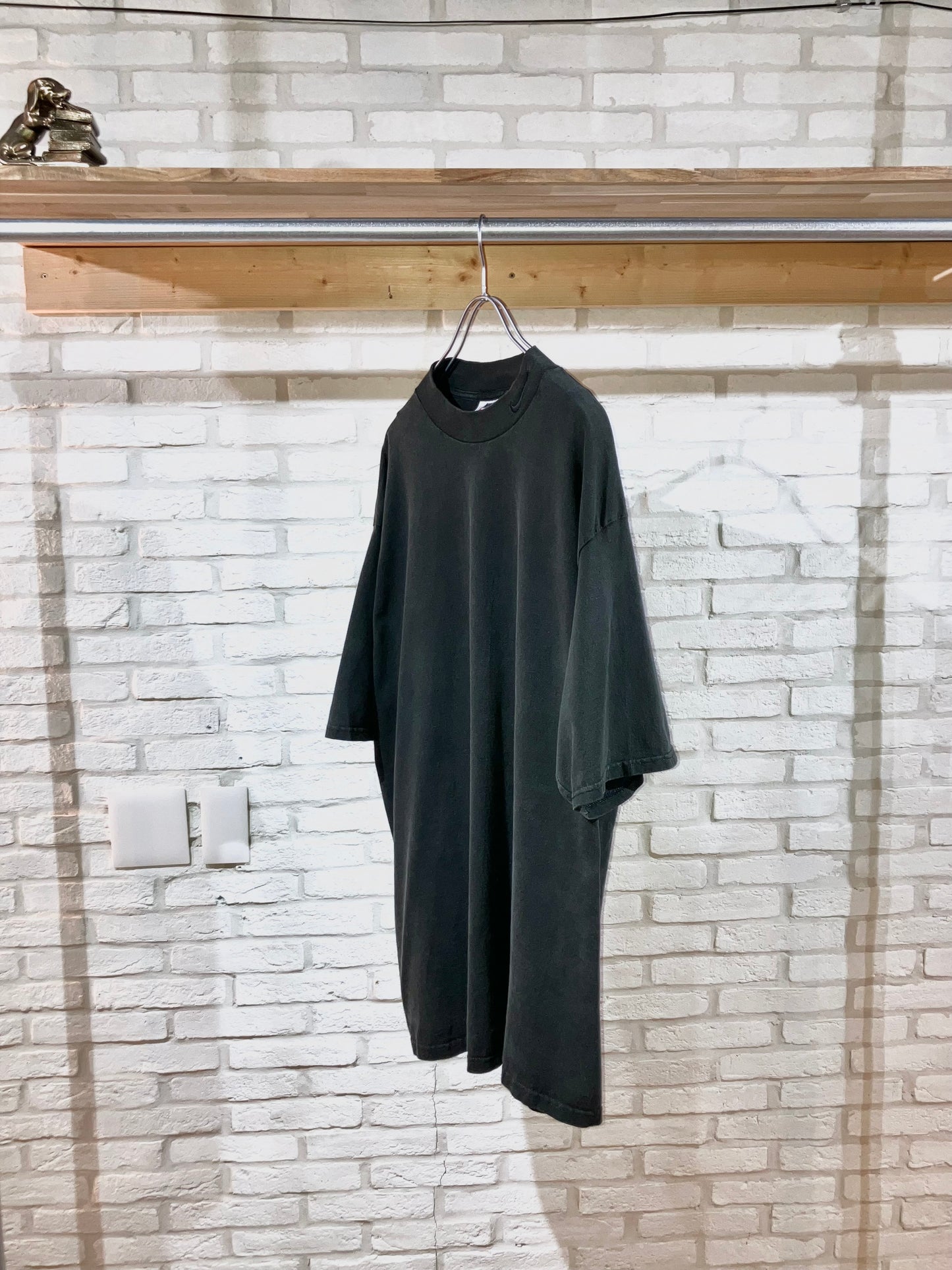 "NIKE" Old Mock Neck Tee