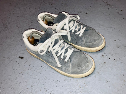 "Simple" 00s Design Fat Sneaker