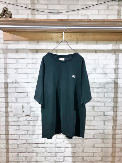 "NIKE" Old Embroidery Tee