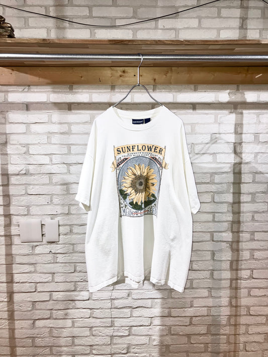 "VAN HEUSEN" Old Printed Tee