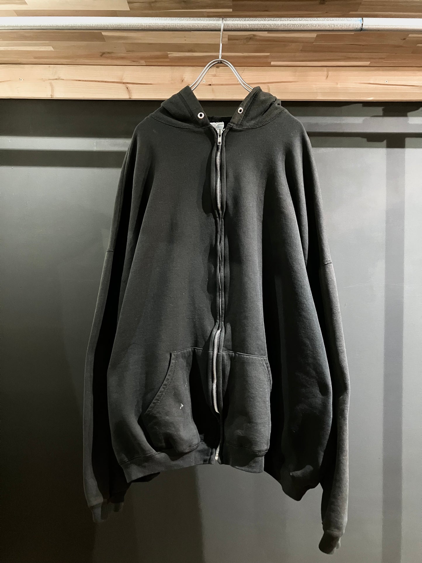 00s Oversized Zip Hoodie