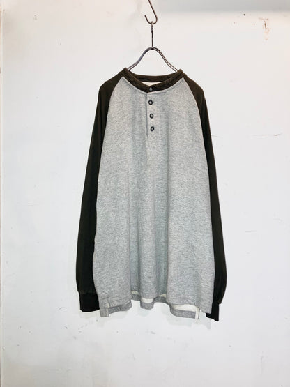 "Cabela's" 00s Design 2 Layered Tops