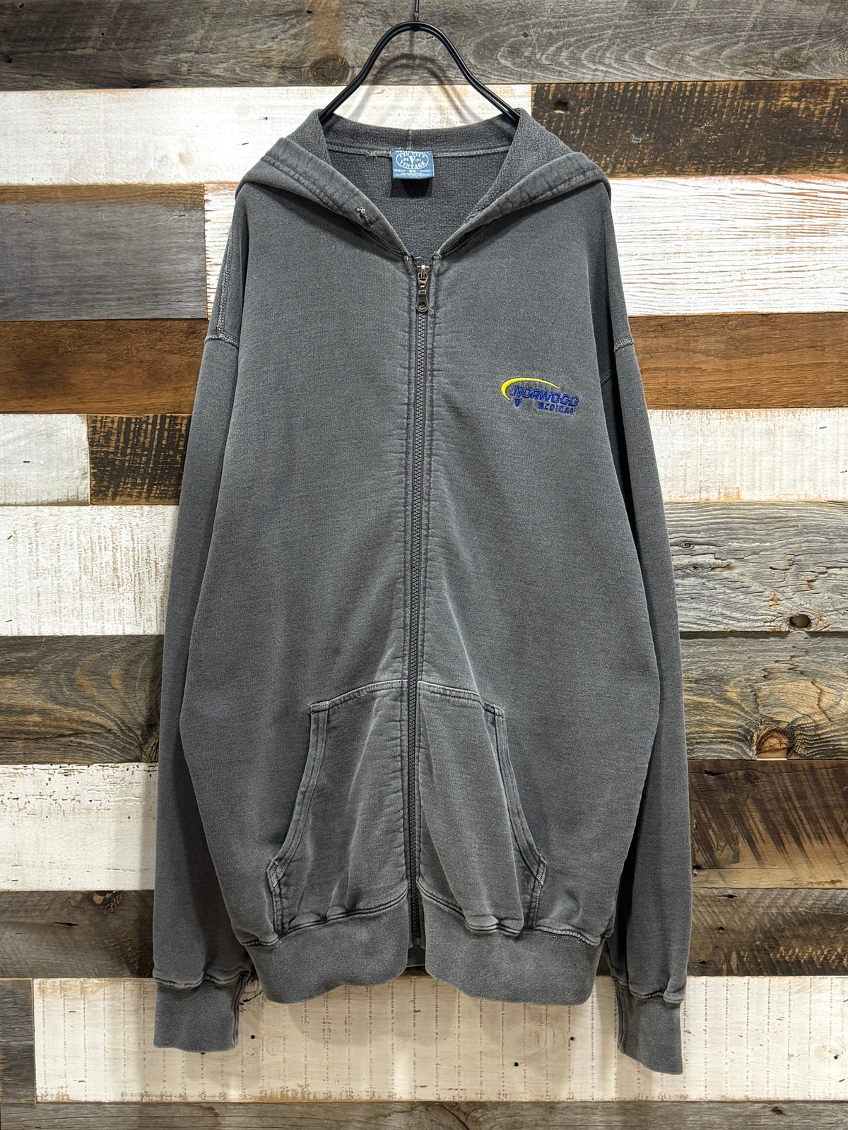 00s Ash City Zip-up Hoodie