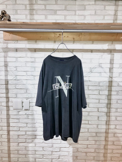 "NAUTICA" Old Oversized Printed Tee