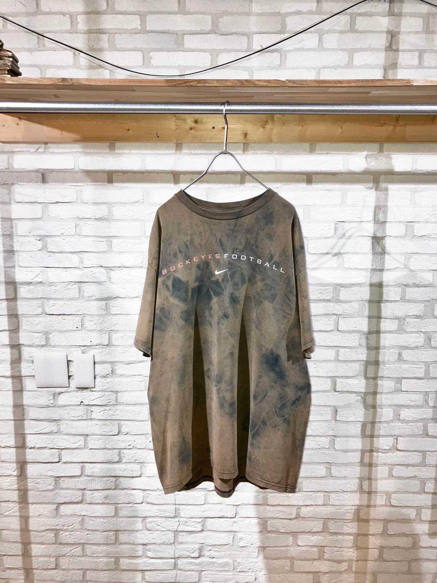 "NIKE" Old Design Printed Tee
