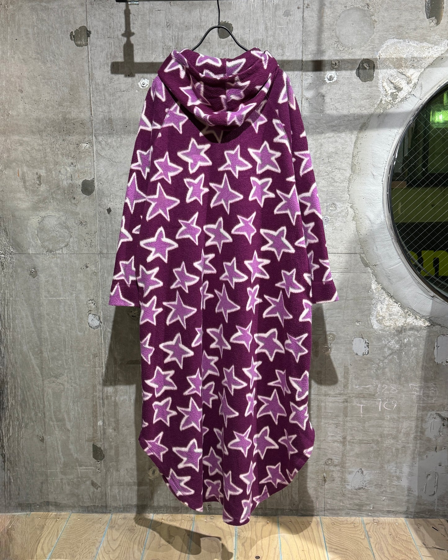 Old Kathy Ireland Star Fleece Gown
