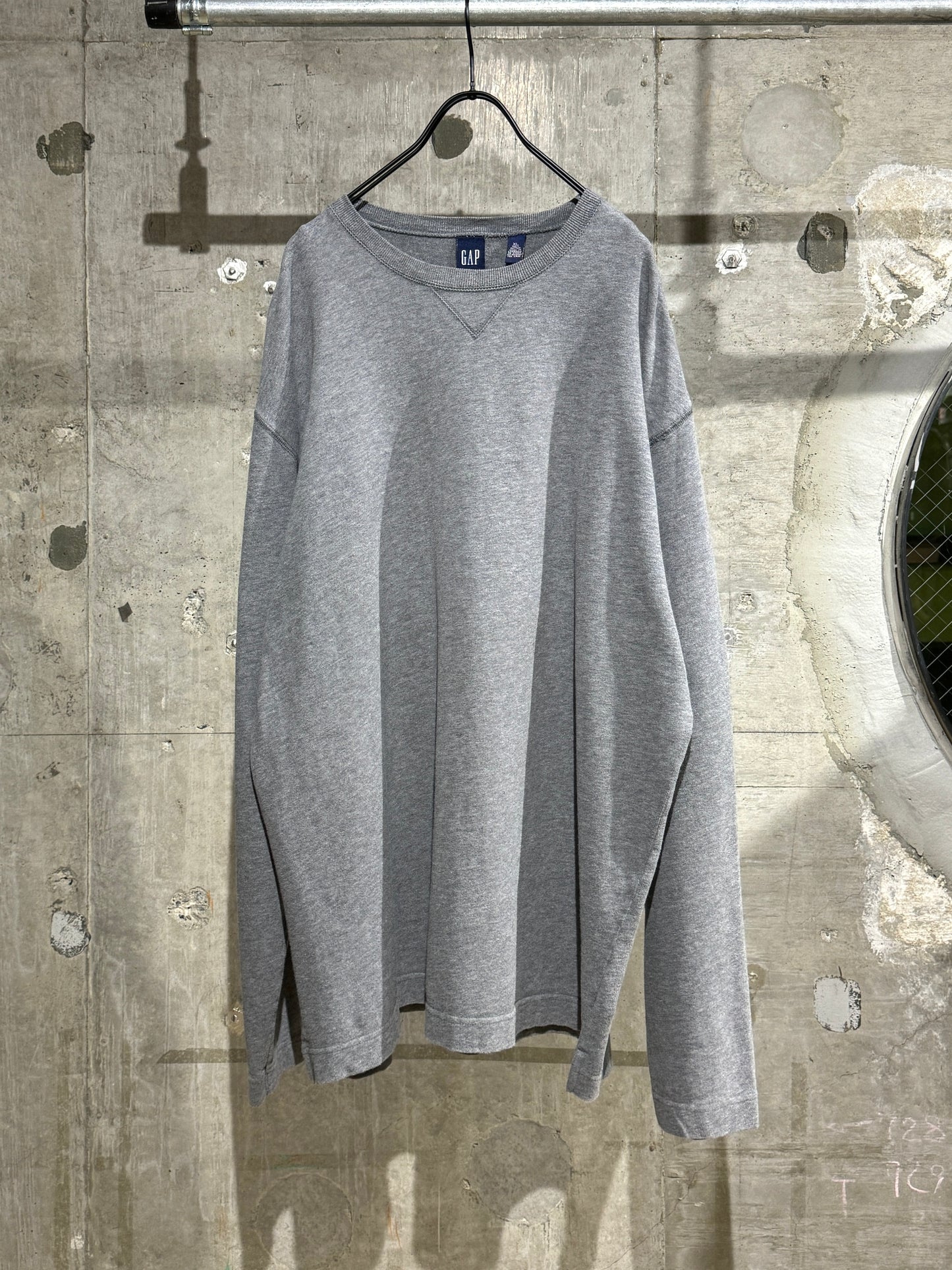 GAP Design LS Tee