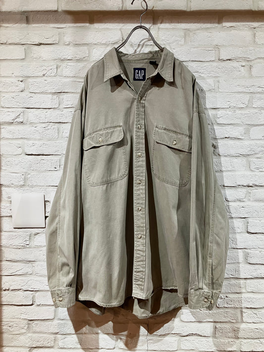 "GAP" Old Design Shirt