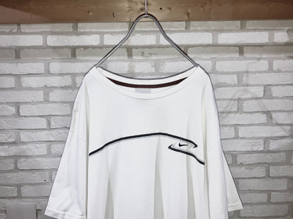 "NIKE" 00s Design Tee