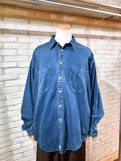 "Levi's" Old Design Shirt