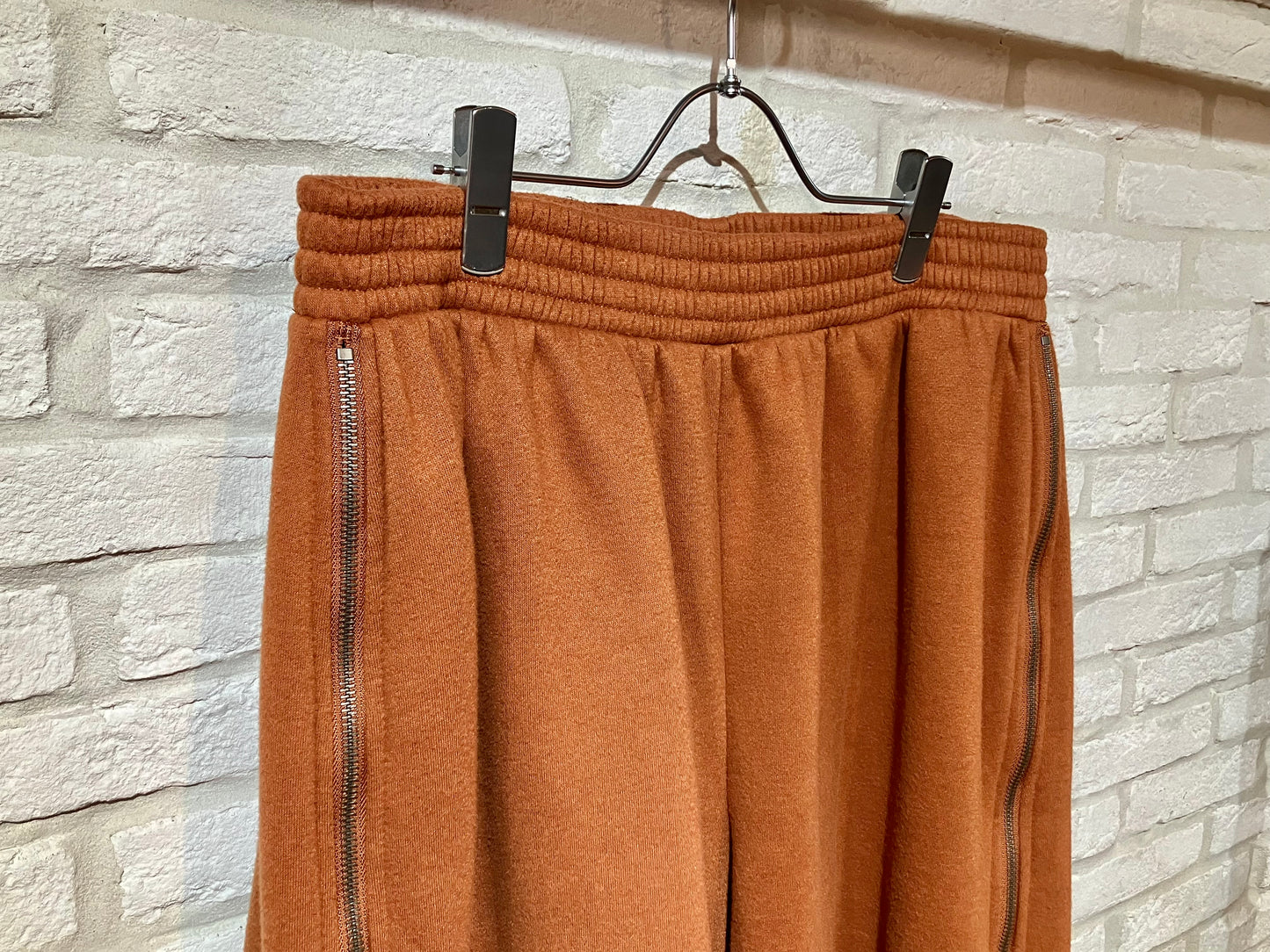 new Side Zip Super Wide Sweat Pants