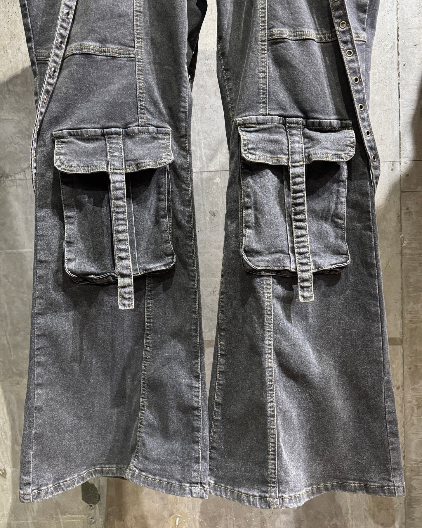 10s Design Flare Denim Cargo Pants