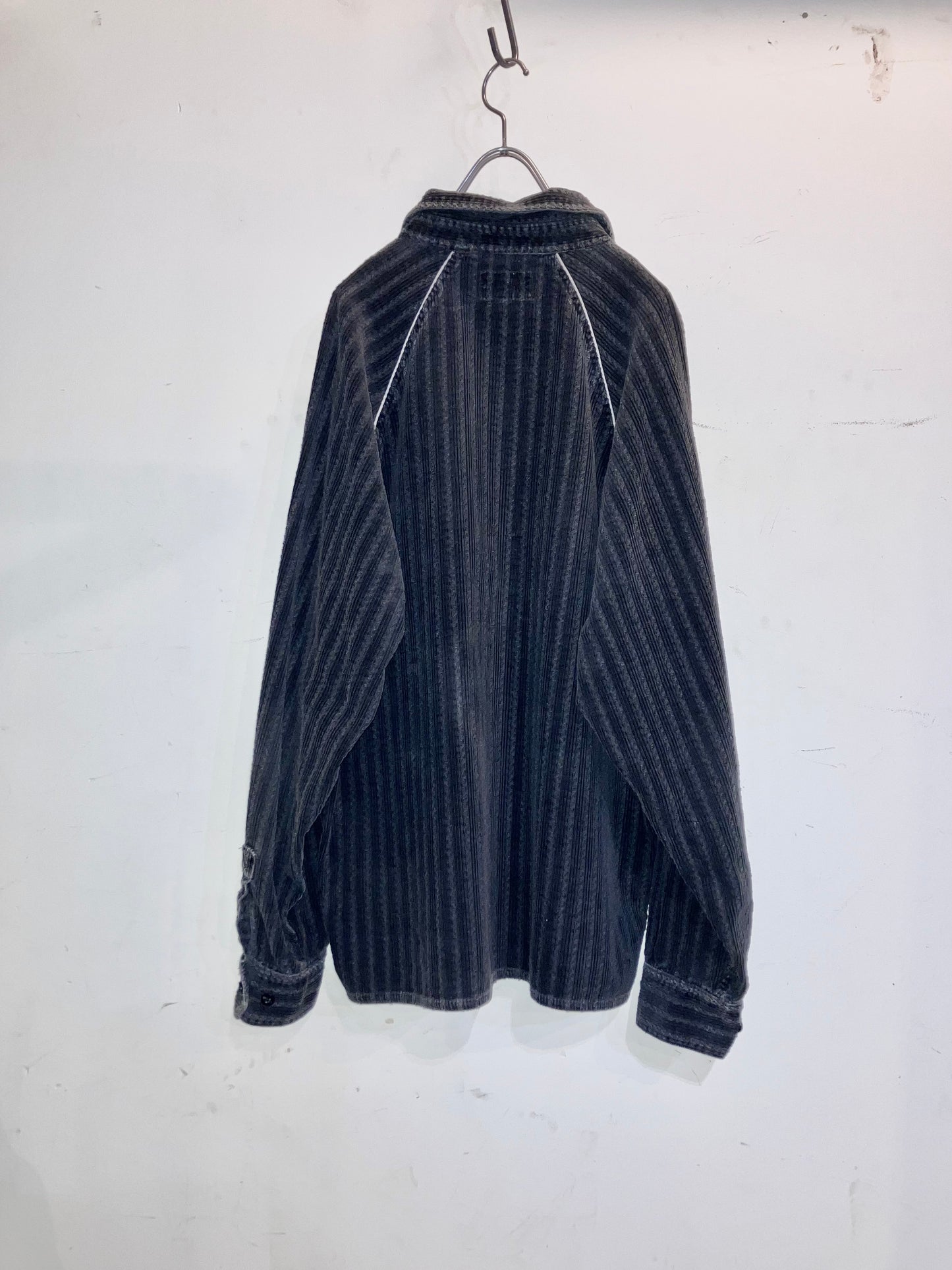 Old Raglan Sleeve Couduroy Shirt