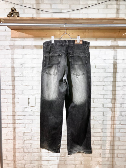 Old Distressed Wide Denim Pants