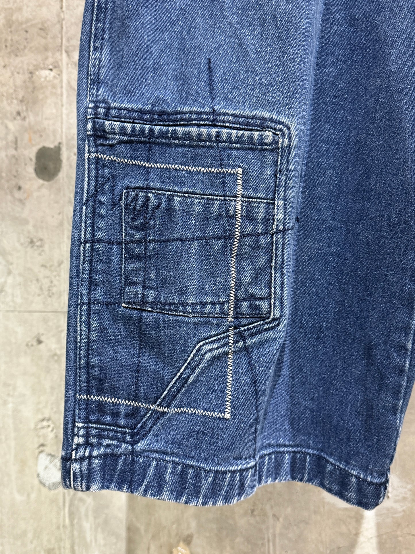 00s Vintage Pelle Pelle Denim Shorts