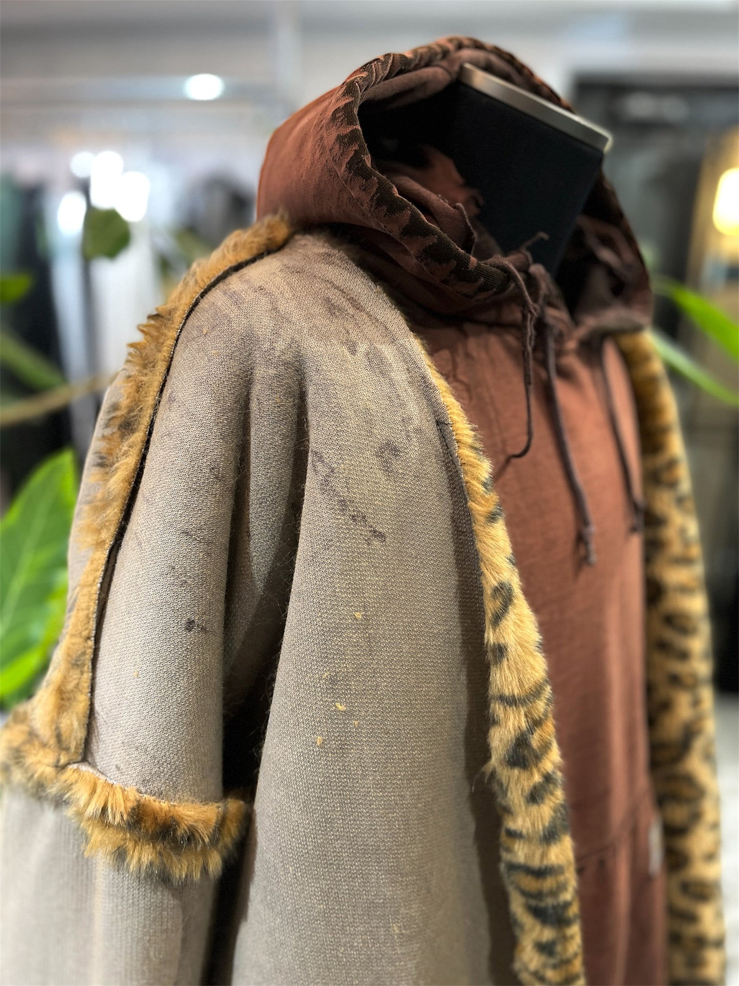 80's Vintage Leopard Fur Jacket