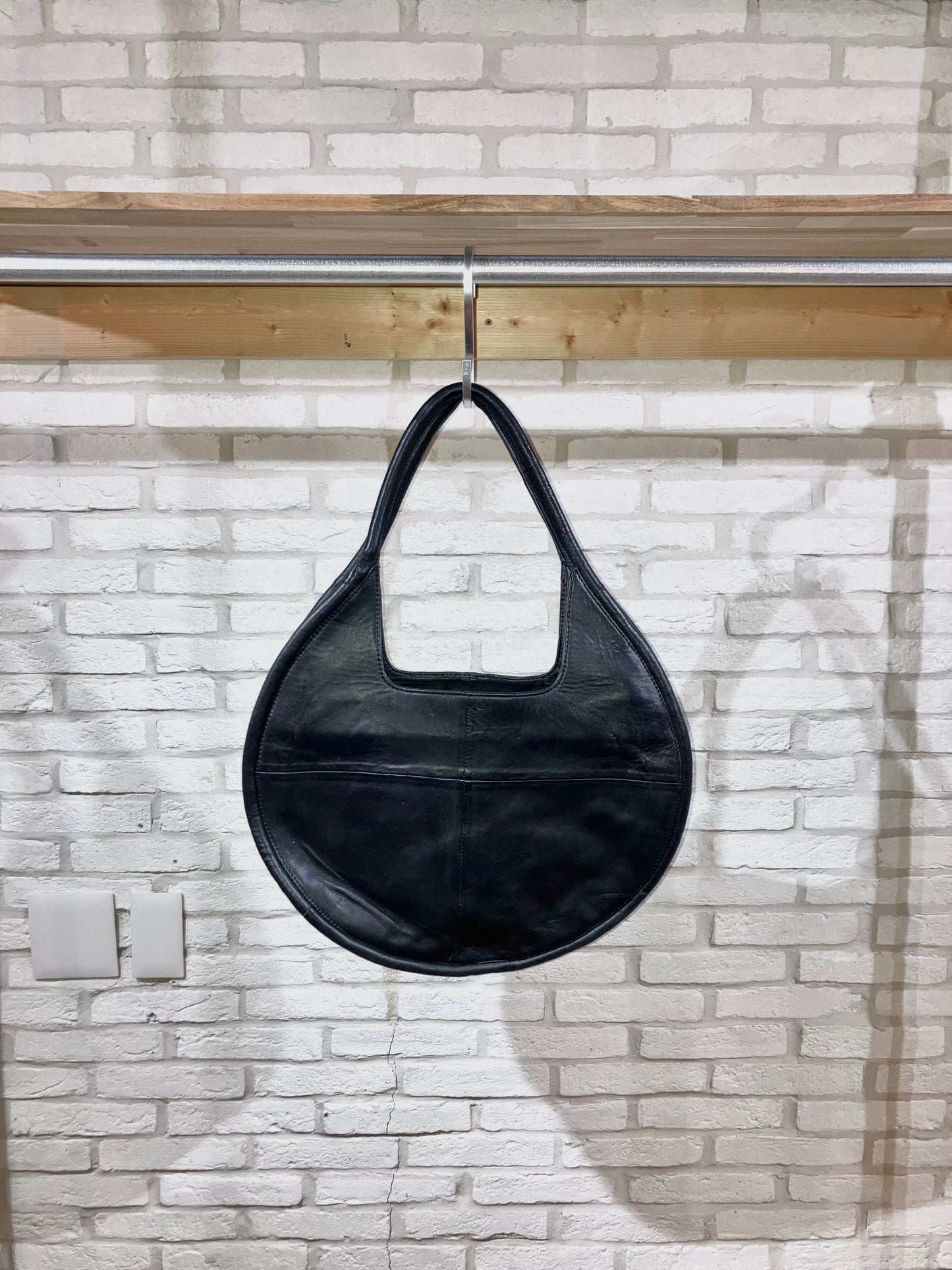 10s Design Leather Bag