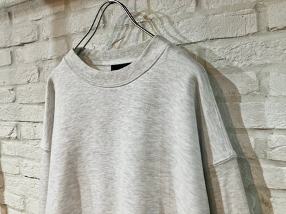 00s Oversized Sweat