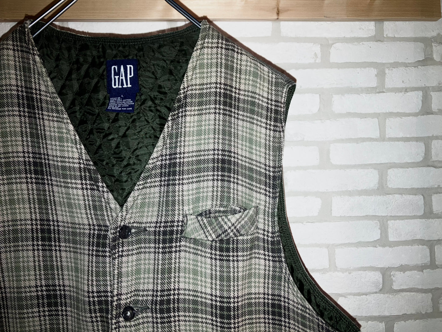 "GAP" Right Padding Check Vest