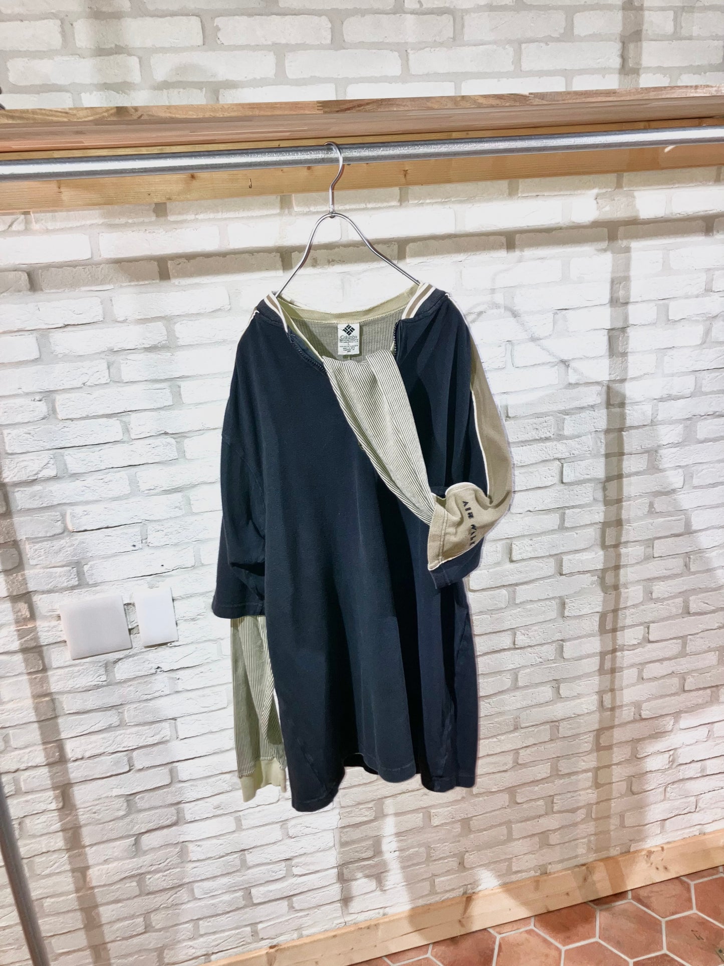 "AIRWALK" Old Design Half Zip Tops