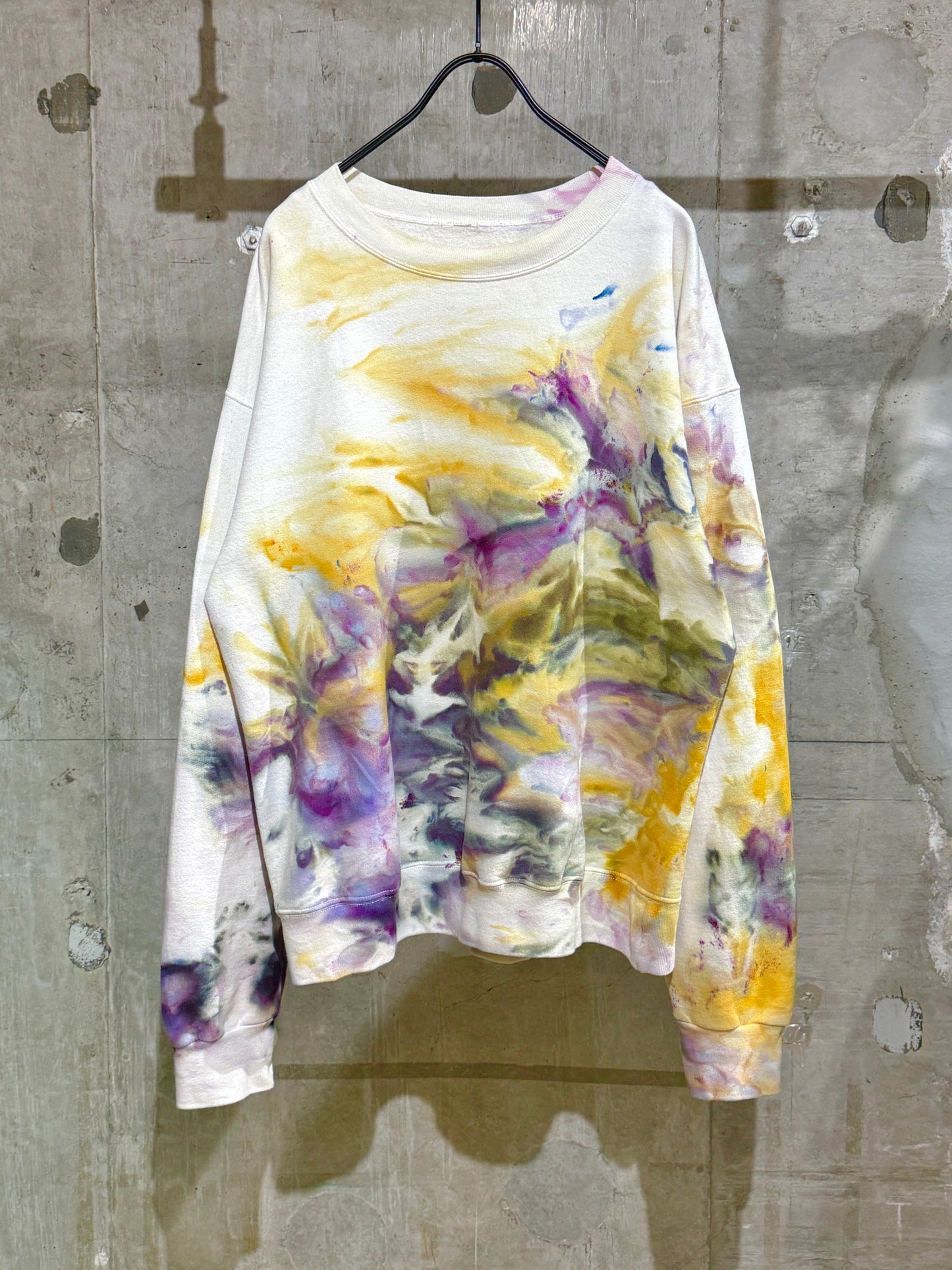 Tie Dye Sweatshrit