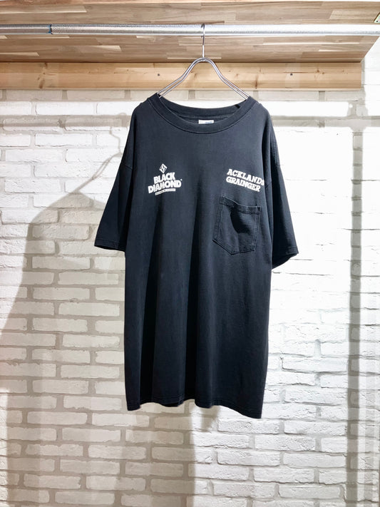 00s Printed Pocket Tee