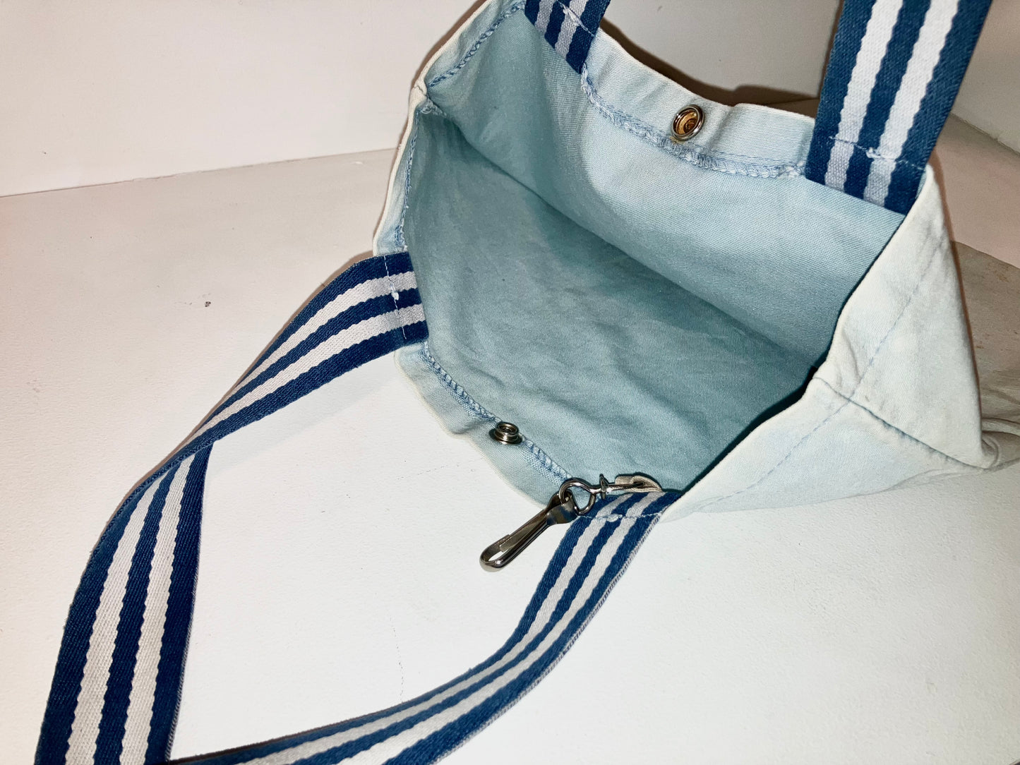 Old Printed Bag "Ashleigh Brilliant"