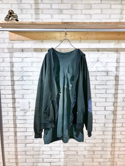"RUSSELL" Old Oversized Distressed Zip Hoodie