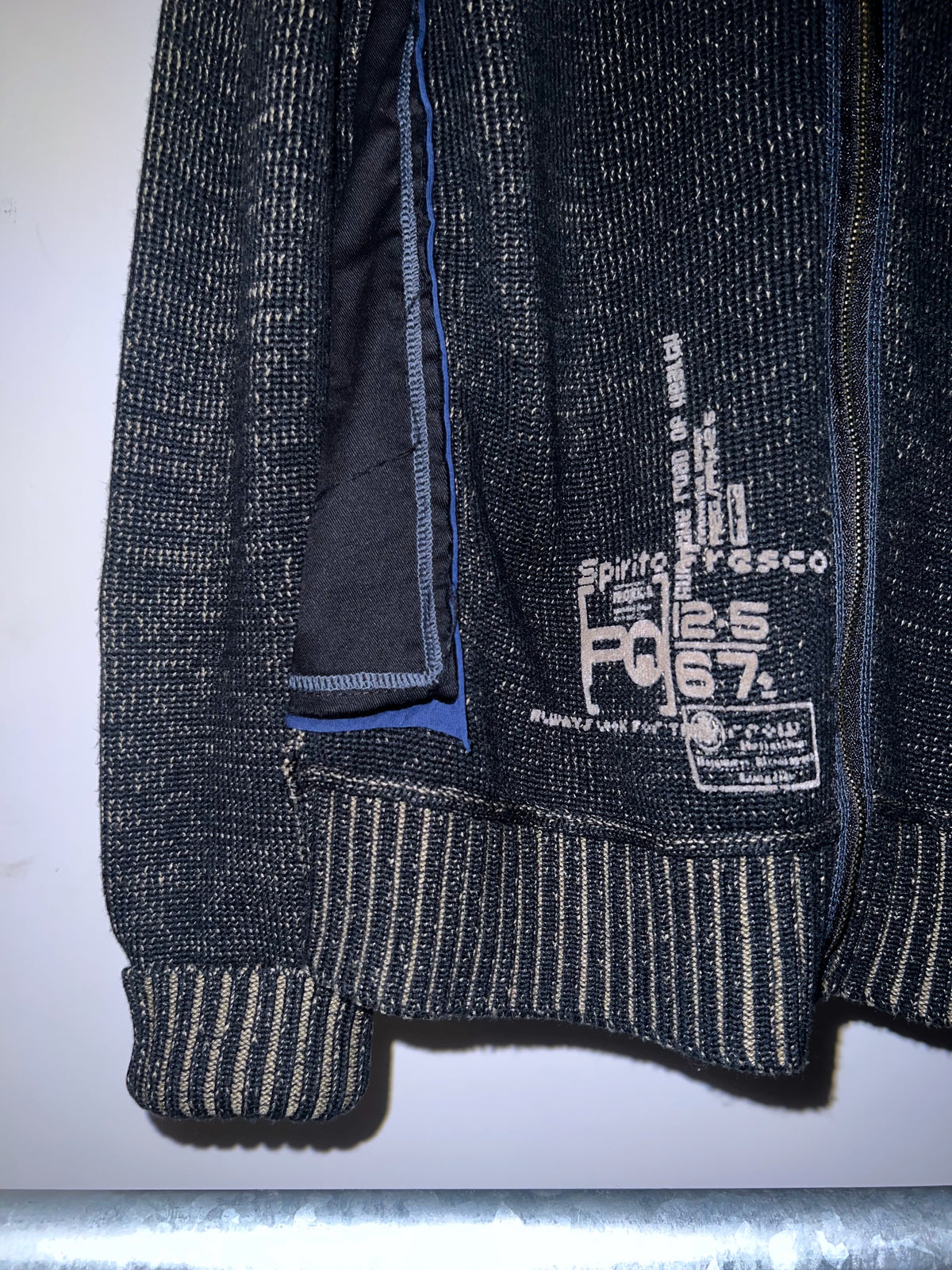 00s Stand Collar Zip-up Knit