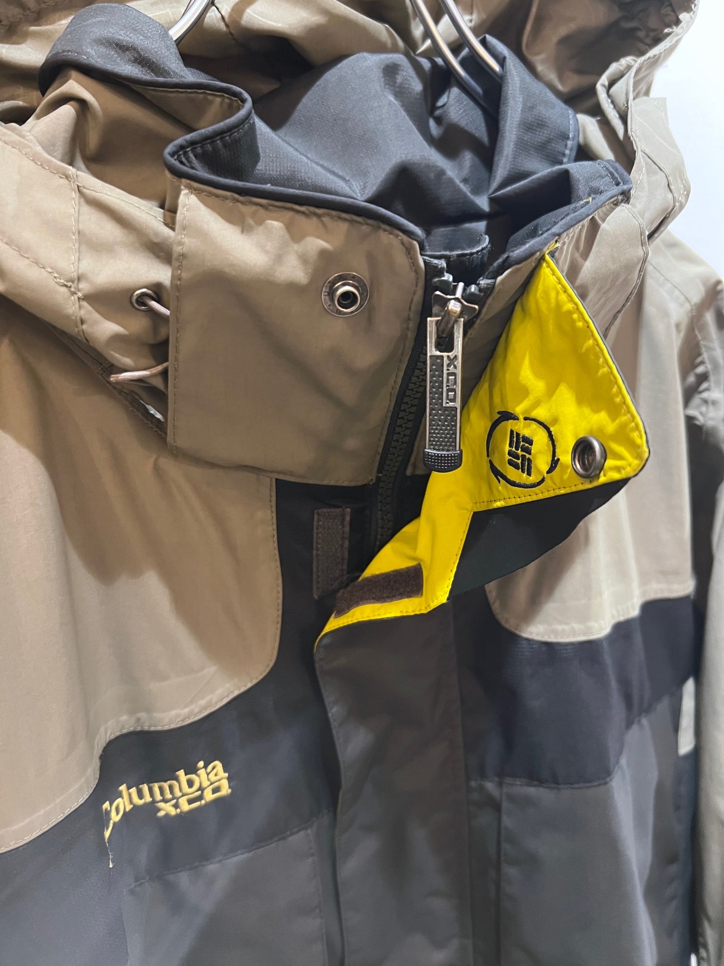 Columbia X.C.O. Stom Dry Nylon Jacket