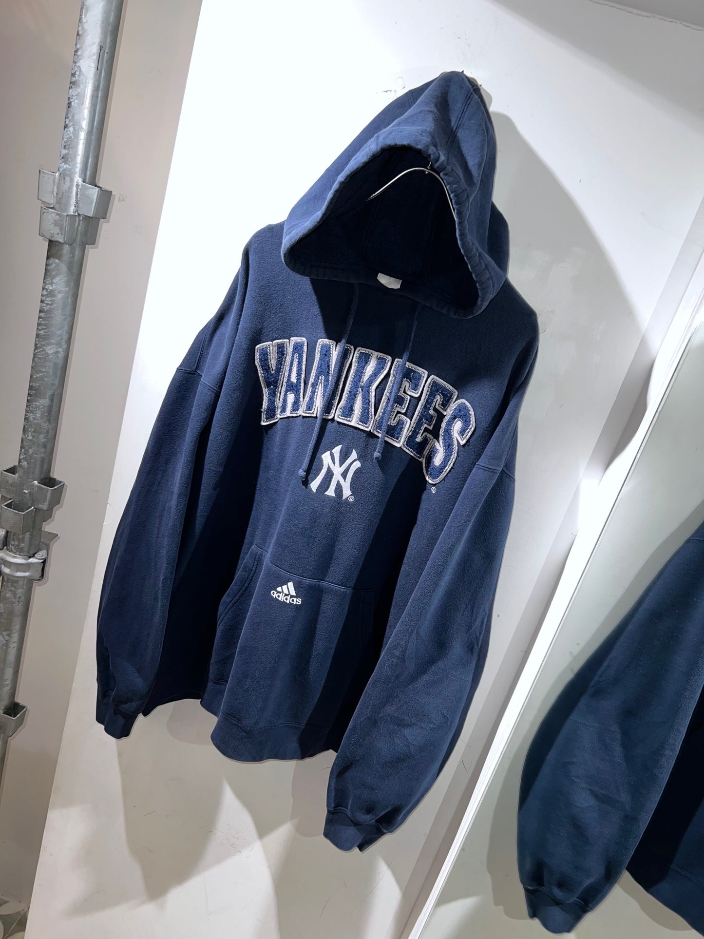 00's Adidas × Yankees Hoodie