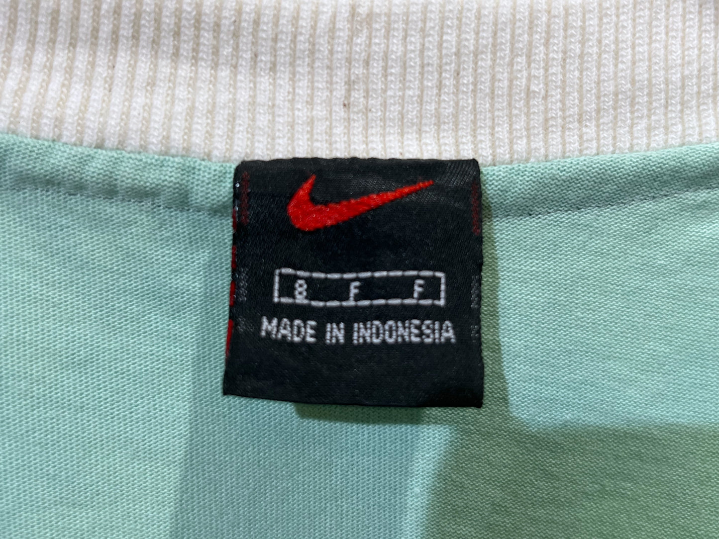 00s Nike V Neck Raglan Game Tee