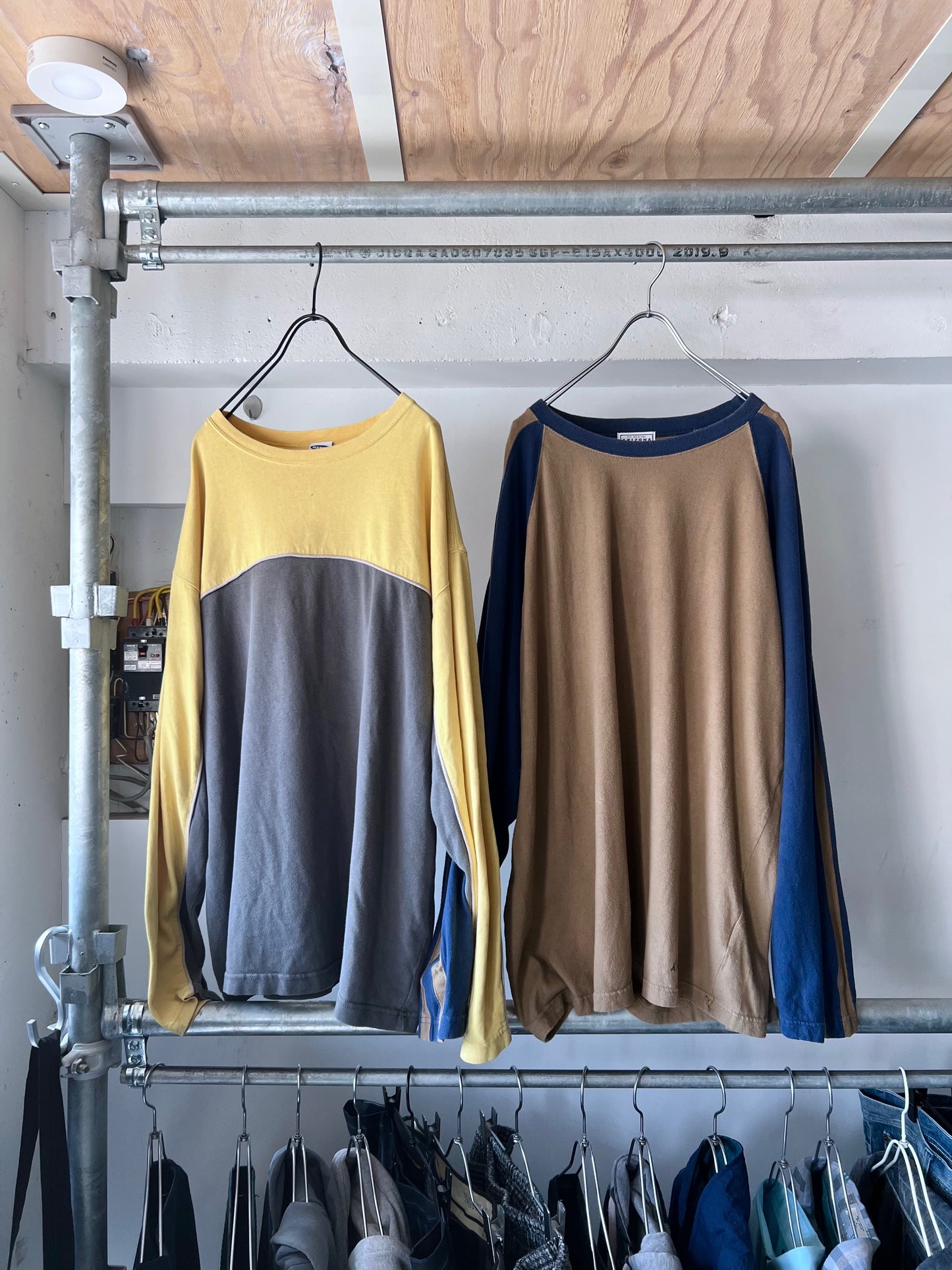 OLDNAVY Colorblock Long Sleeve Tee