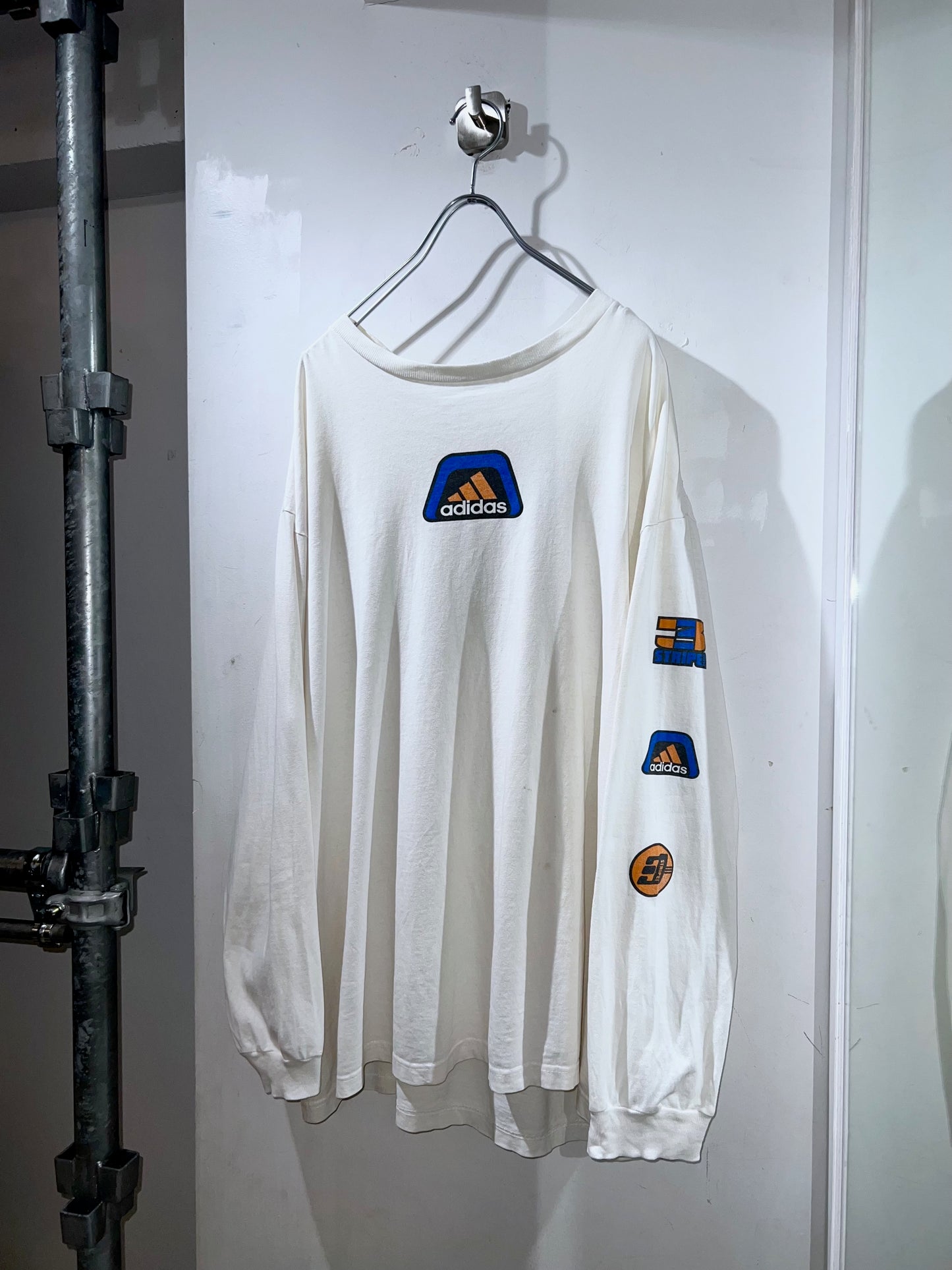 Old Adidas L/S T-Shirt