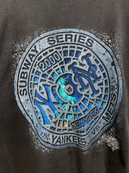 2000S YANKEES VS METS TEE