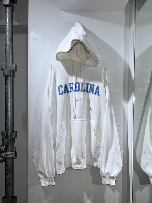 90's NIKE CAROLINA Embroidered Hoodie