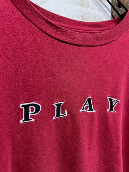 PLAY TEE