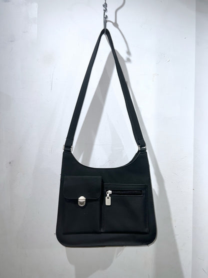 Multi Pocket Design Shoulder Bag