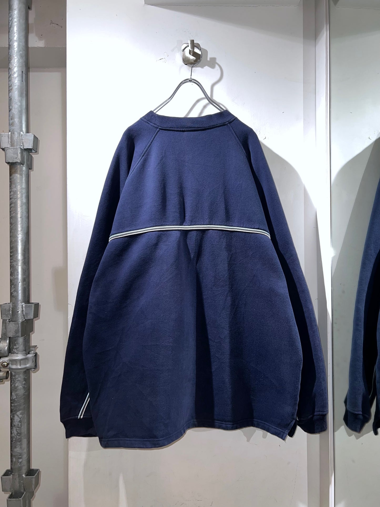 00's Redsand Piping Design Sweatshirt